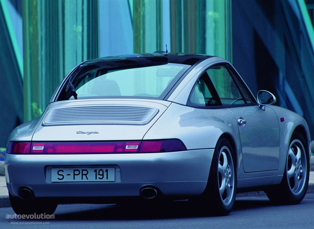 Porsche 911 Targa photo 2