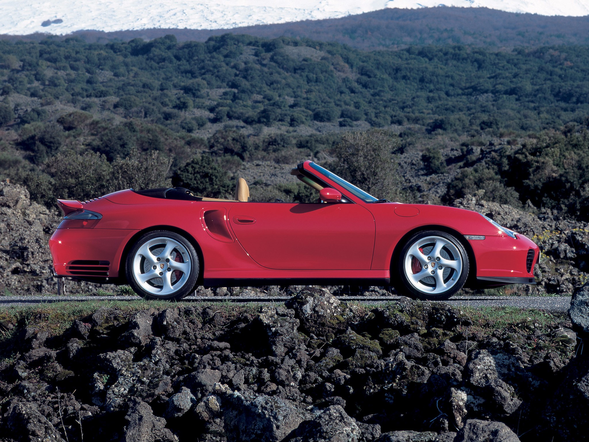 Porsche 911 Turbo Cabriolet photo 18