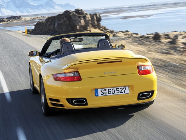 Porsche 911 Turbo Cabriolet photo 31