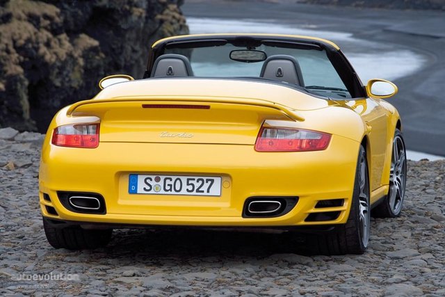 Porsche 911 Turbo Cabriolet photo 2