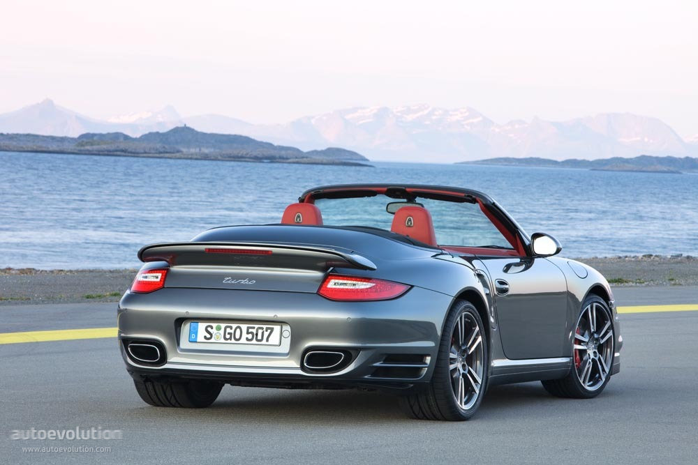 Porsche 911 Turbo Cabriolet photo 2