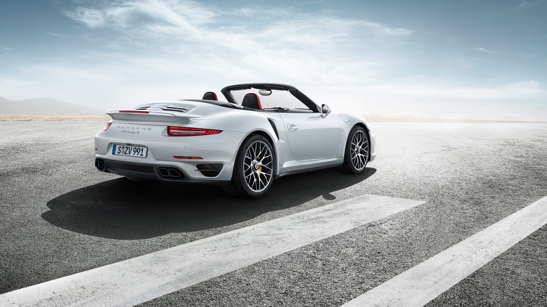 Porsche 911 Turbo S Cabriolet photo 12