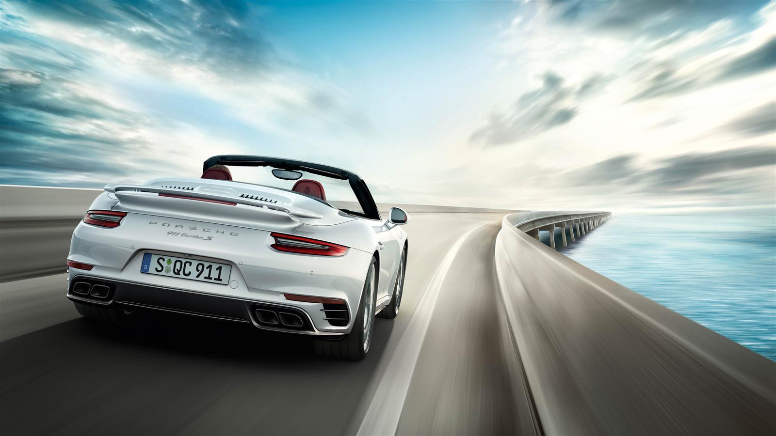 Porsche 911 Turbo S Cabriolet photo 5