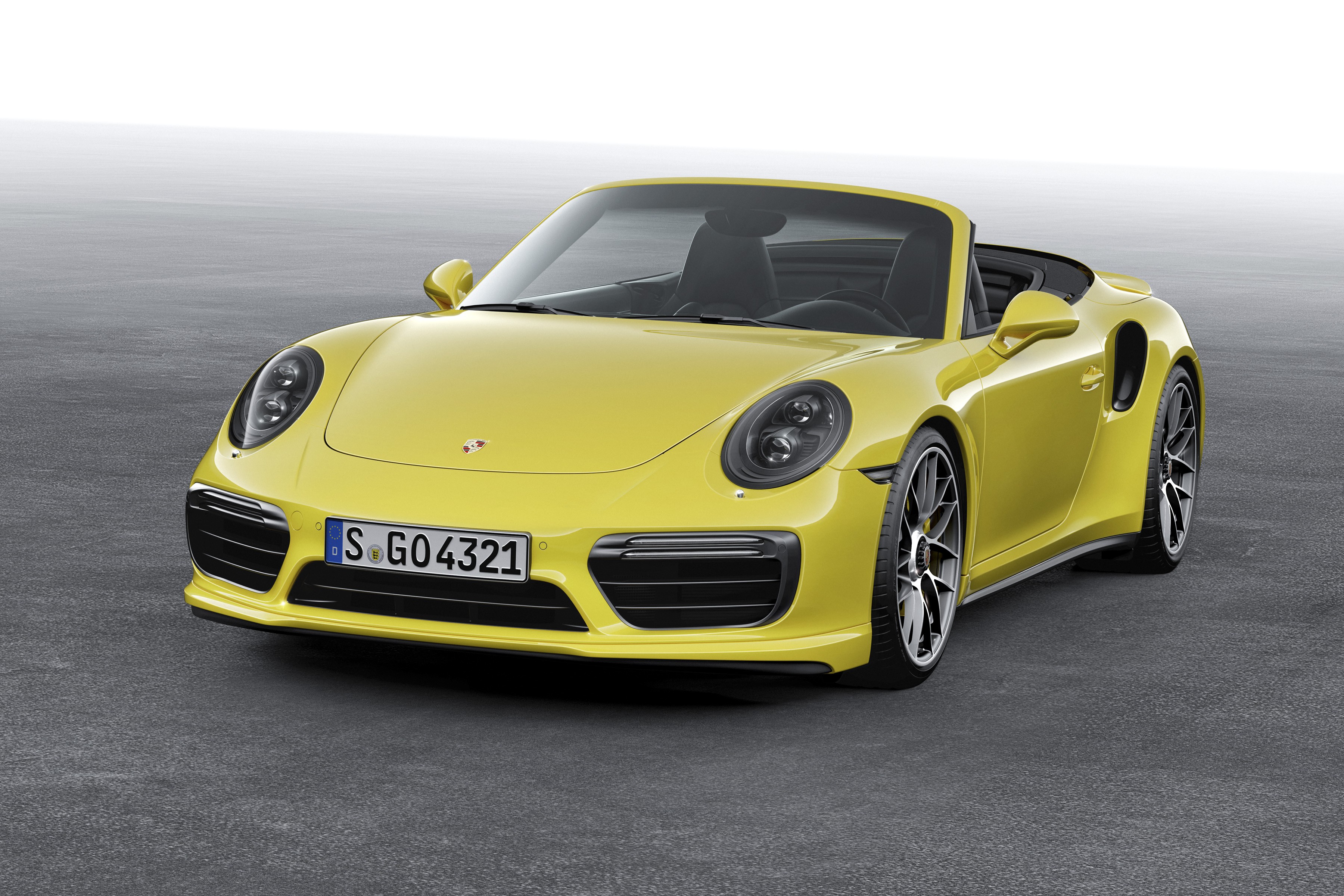 Porsche 911 Turbo S Cabriolet photo 10
