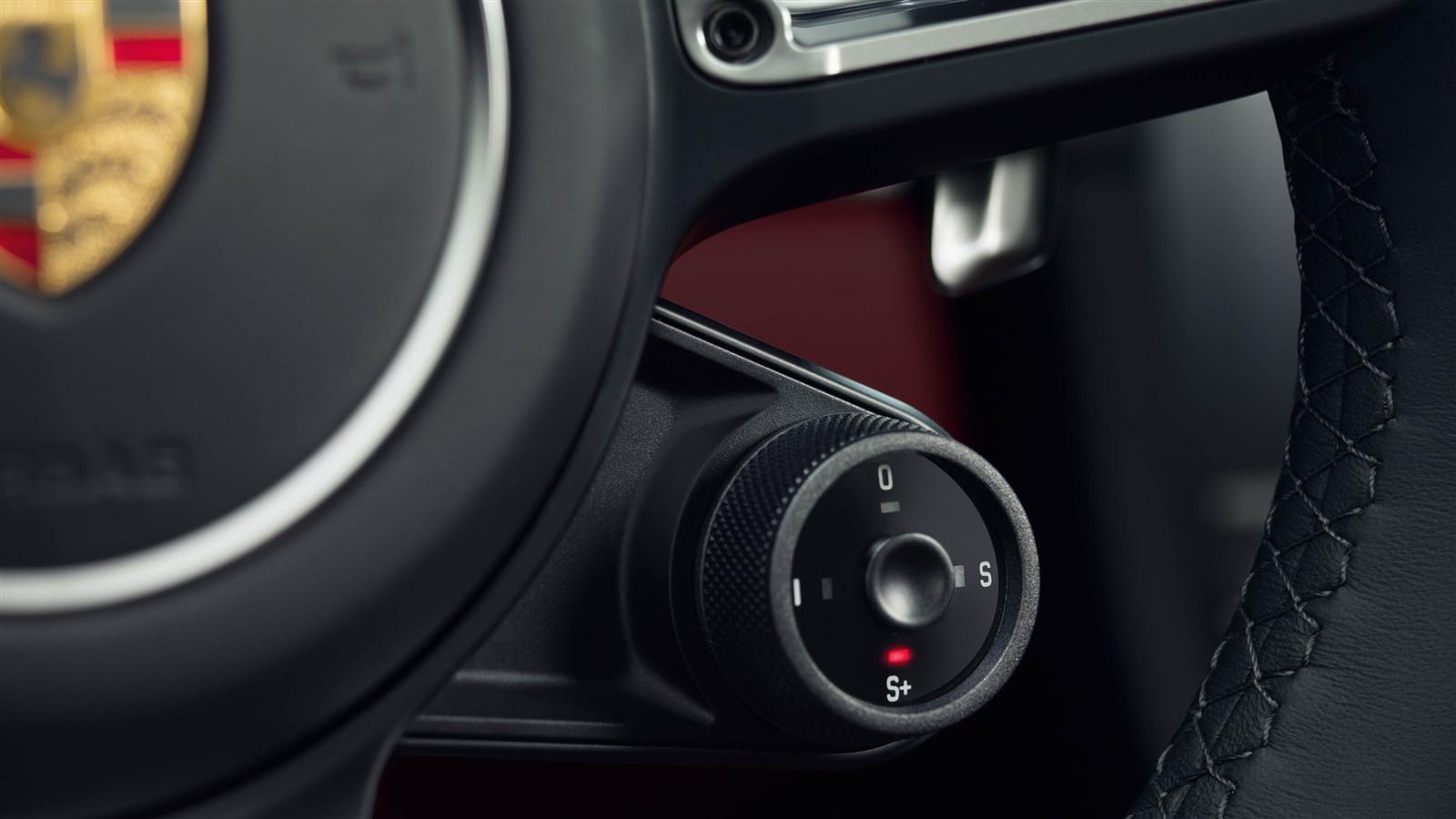 Porsche 911 Turbo S Cabriolet photo 17