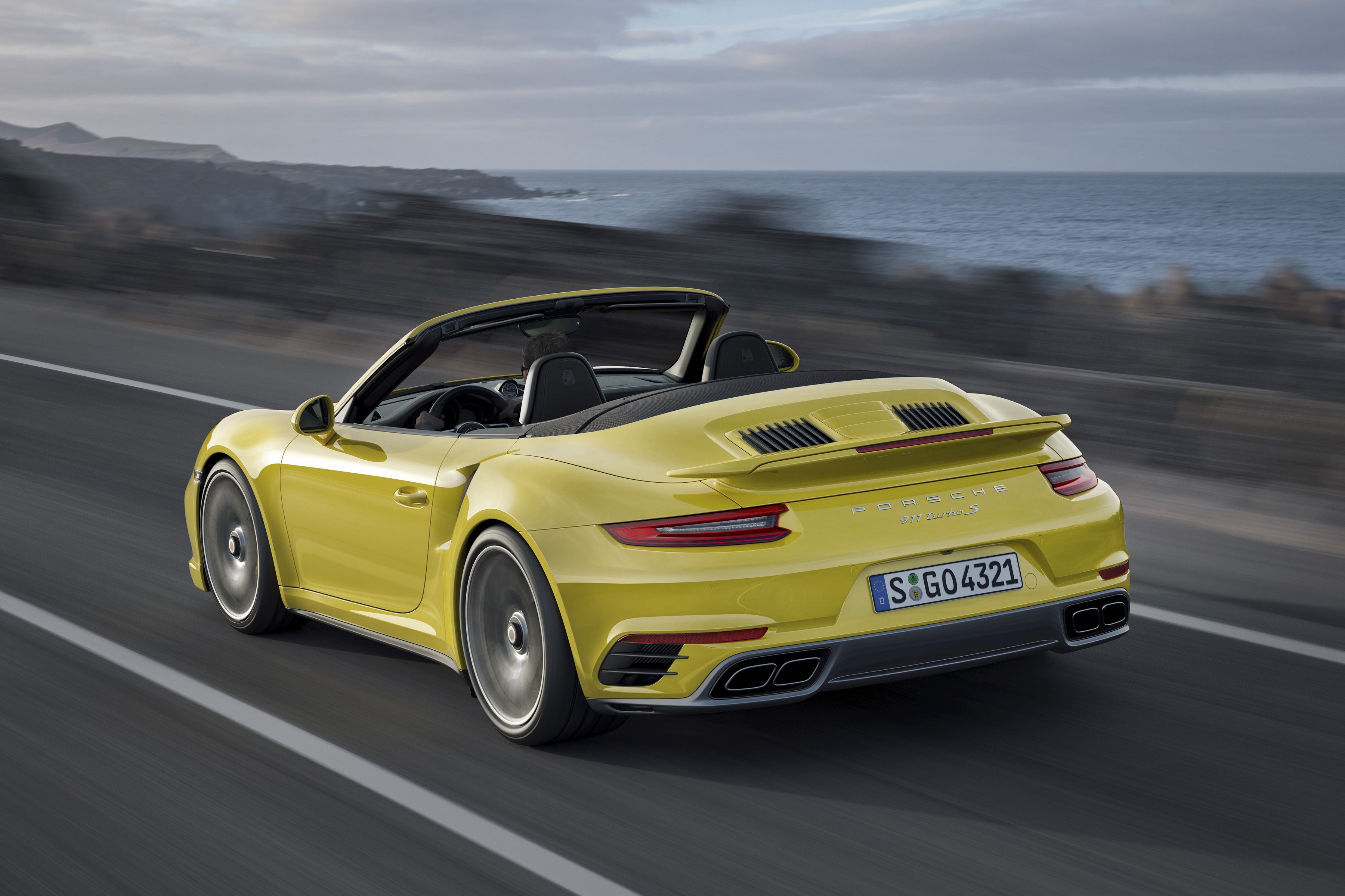 Porsche 911 Turbo S Cabriolet photo 11
