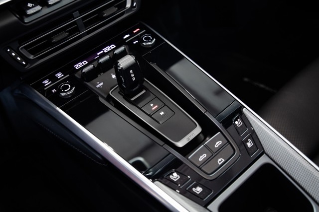 Porsche 911 Turbo S Cabriolet photo 39