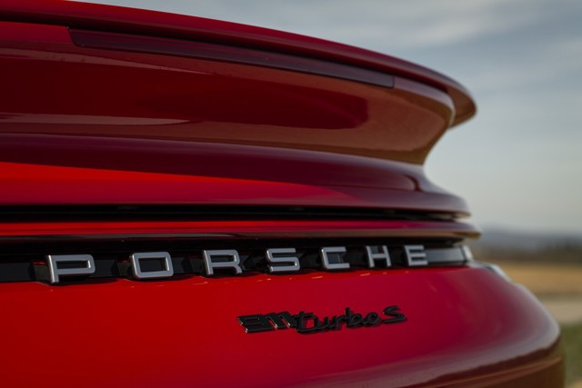 Porsche 911 Turbo S Cabriolet photo 13