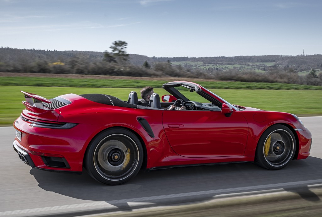 Porsche 911 Turbo S Cabriolet photo 26