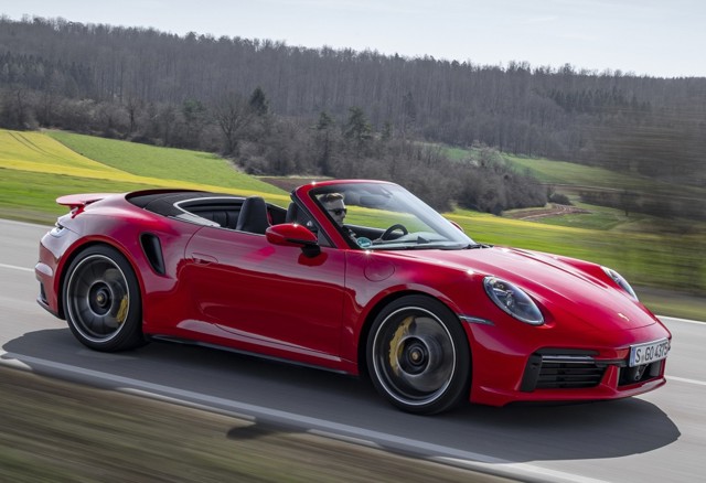 Porsche 911 Turbo S Cabriolet photo 33