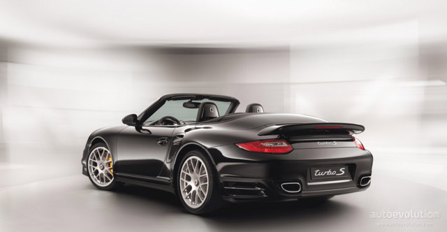 Porsche 911 Turbo S Cabriolet photo 9