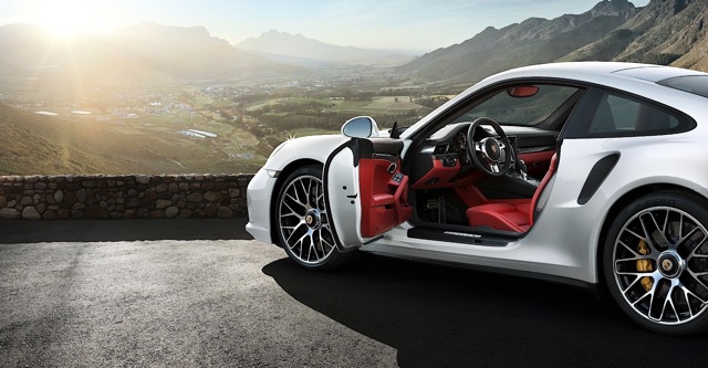 Porsche 911 Turbo S photo 5