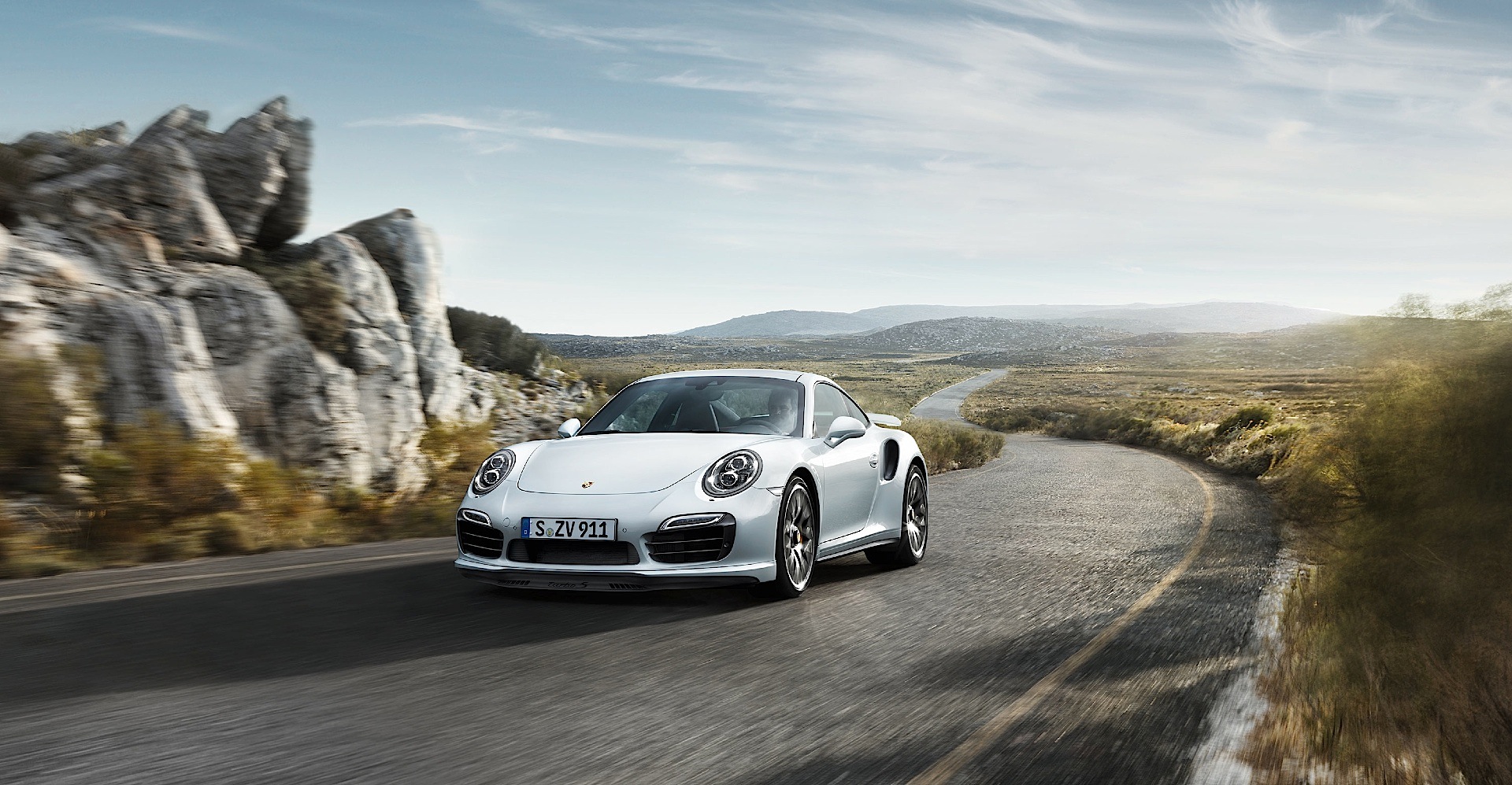 Porsche 911 Turbo S photo 24