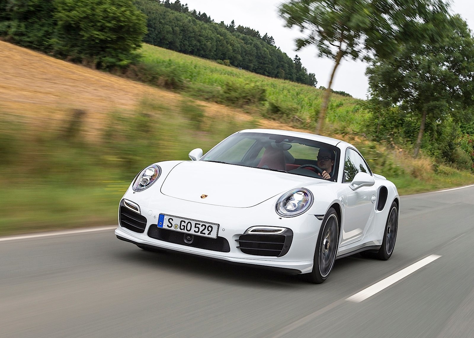 Porsche 911 Turbo S photo 27