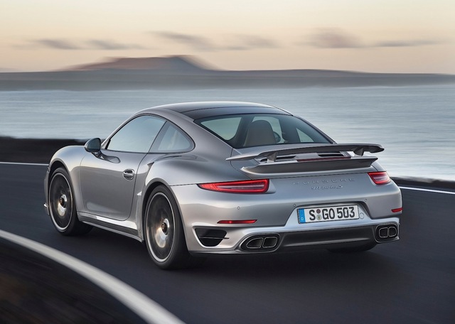 Porsche 911 Turbo S photo 28