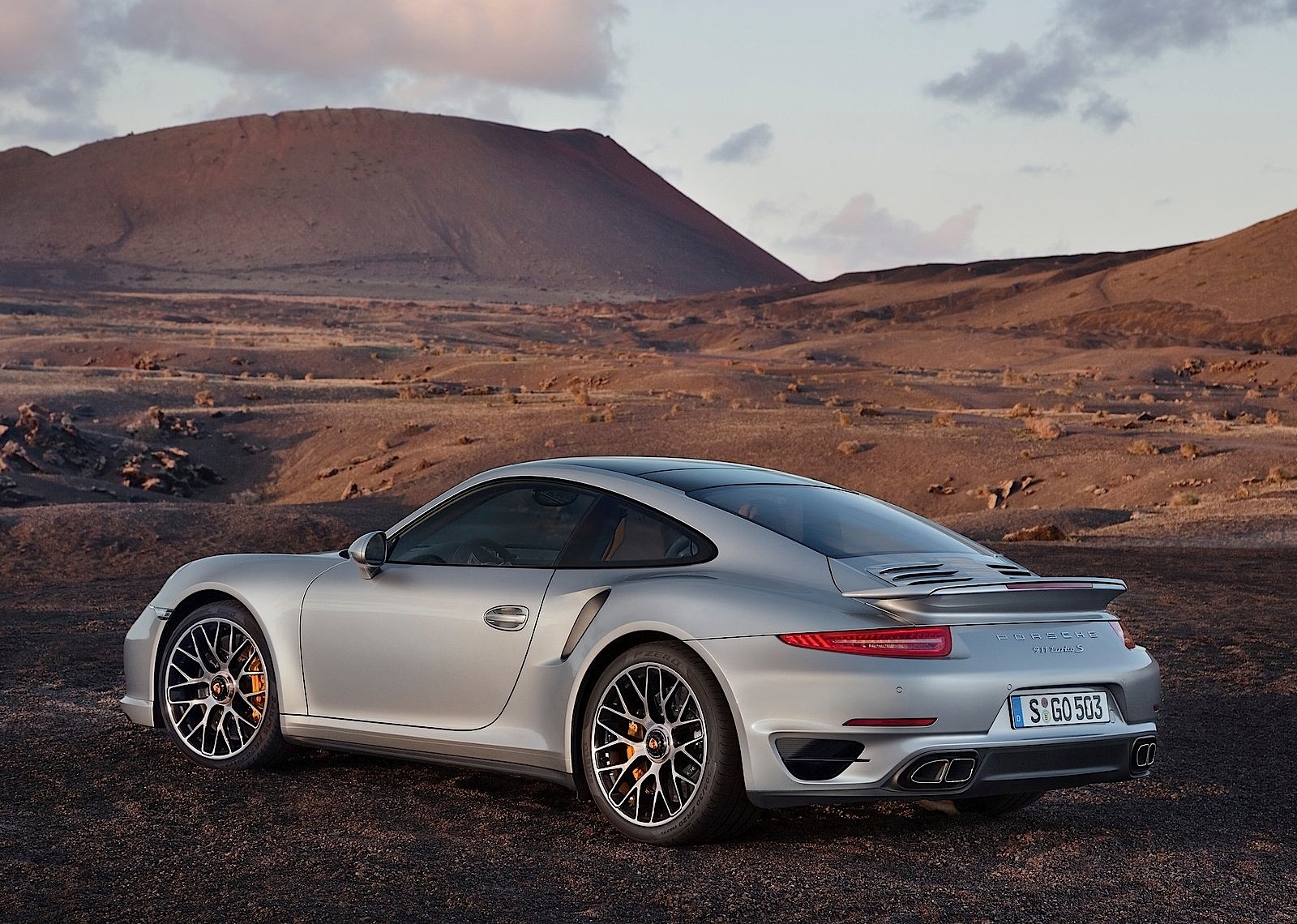 Porsche 911 Turbo S photo 30