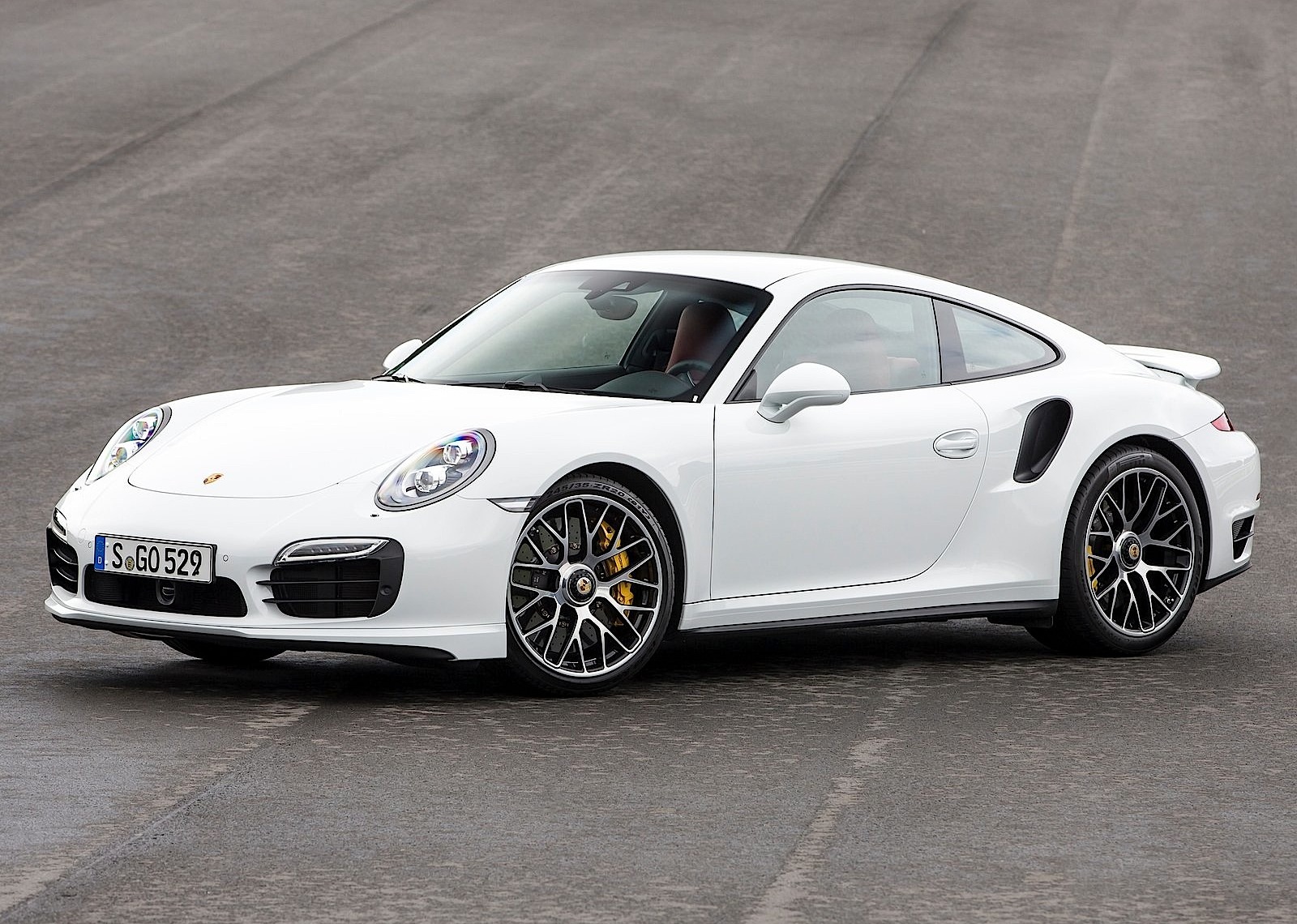Porsche 911 Turbo S photo 41