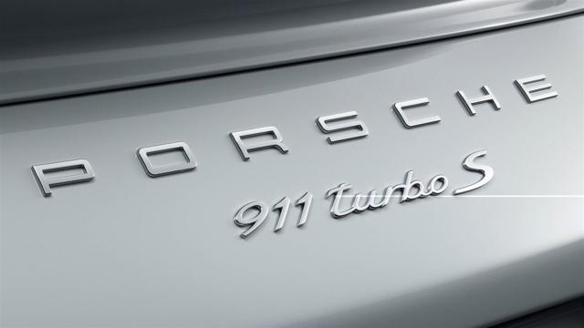 Porsche 911 Turbo S photo 3