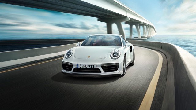 Porsche 911 Turbo S photo 9