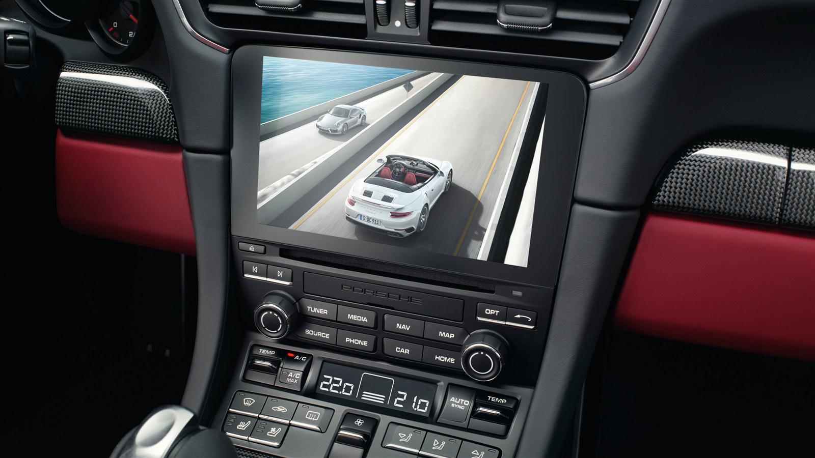 Porsche 911 Turbo S photo 21