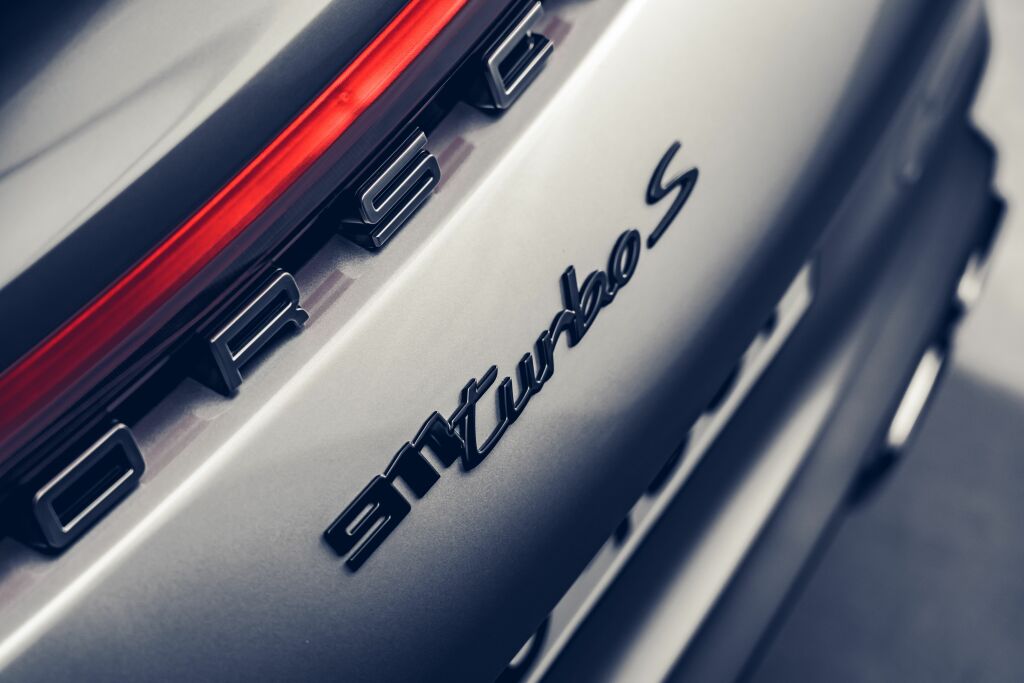 Porsche 911 Turbo S photo 16