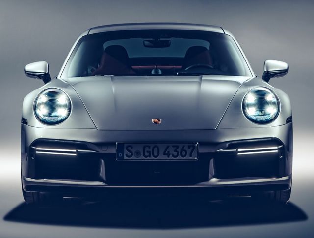 Porsche 911 Turbo S photo 31