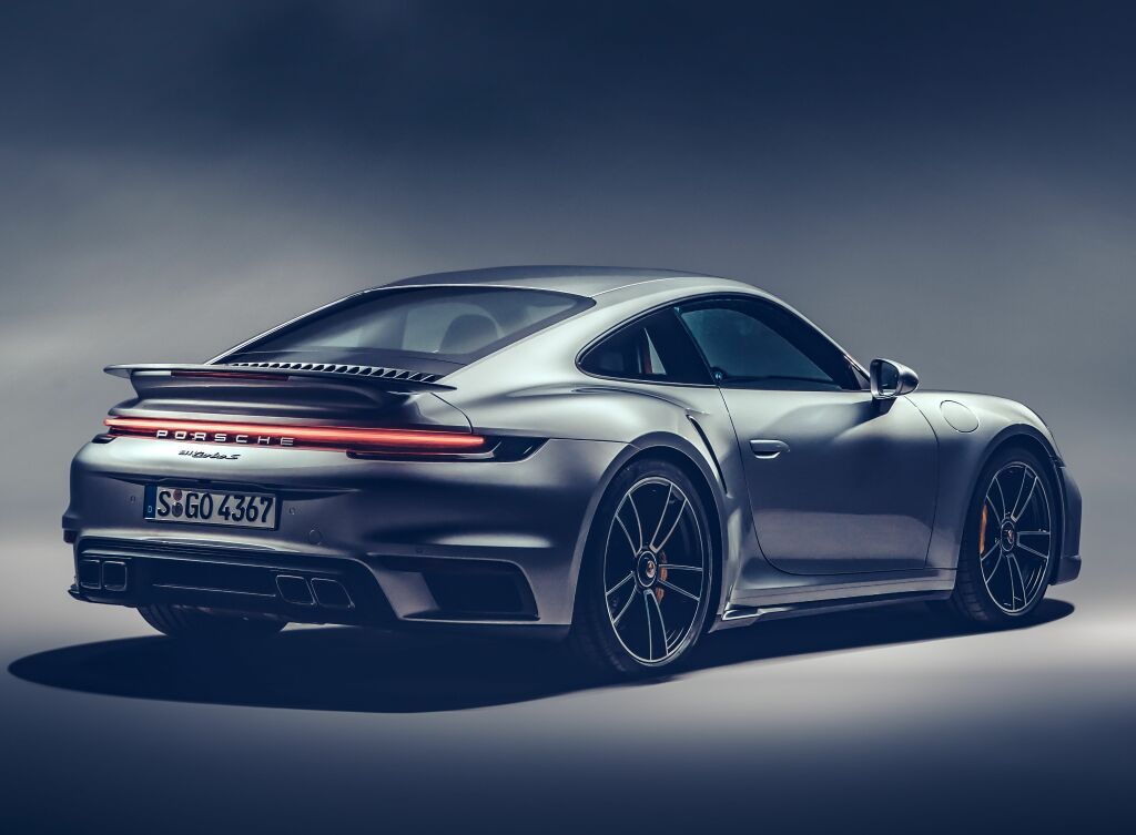 Porsche 911 Turbo S photo 32
