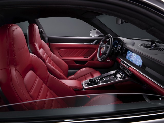 Porsche 911 Turbo S photo 36