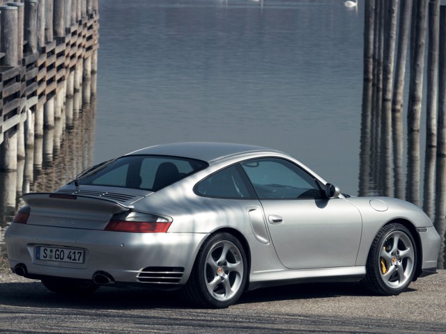 Porsche 911 Turbo S photo 8