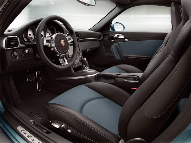 Porsche 911 Turbo S photo 37