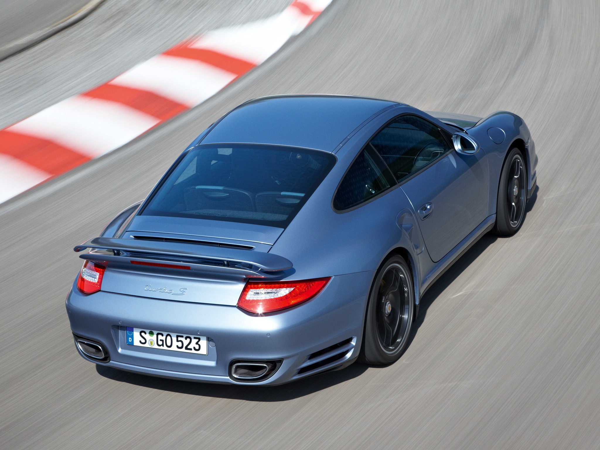 Porsche 911 Turbo S photo 20