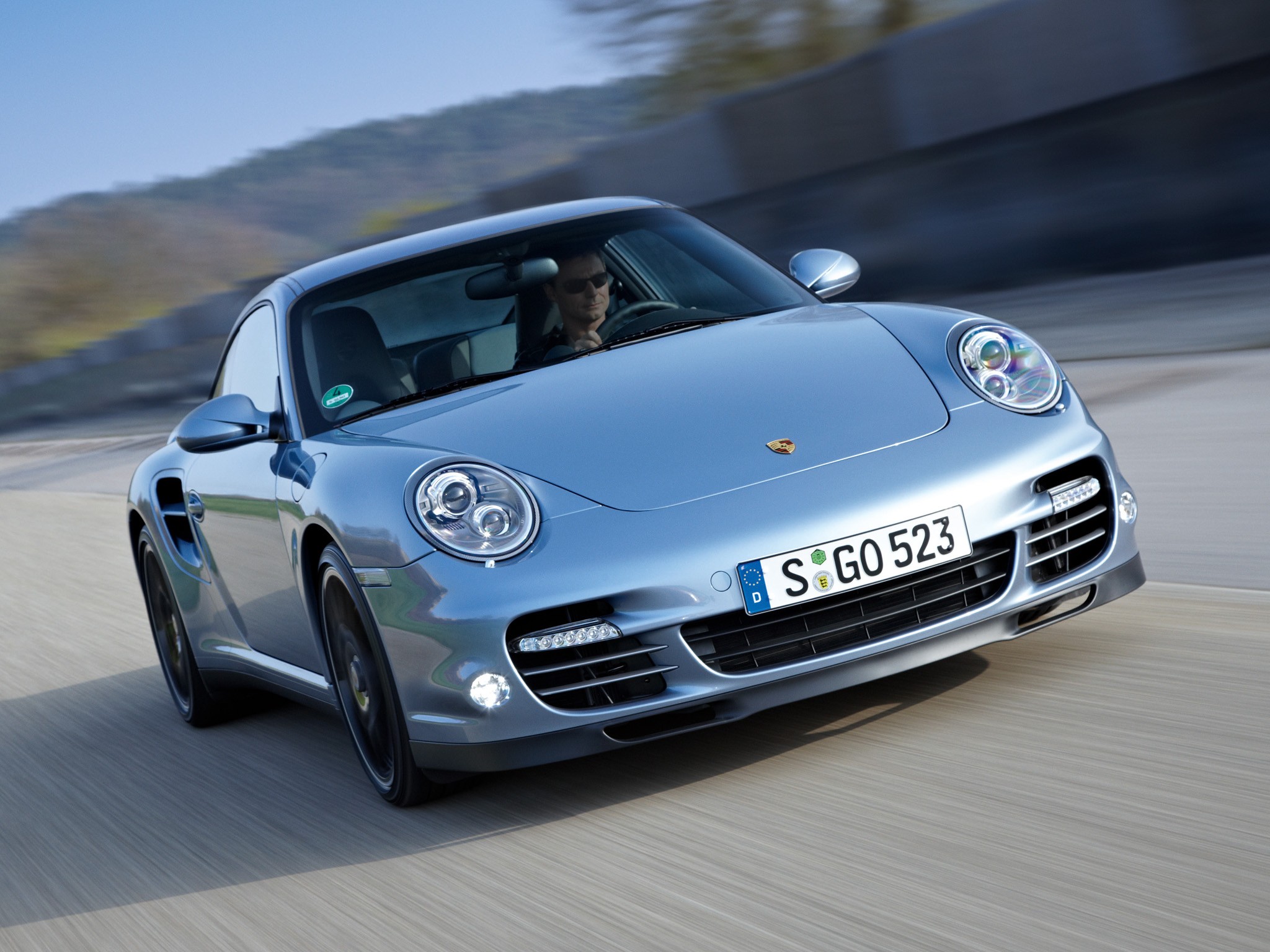 Porsche 911 Turbo S photo 28