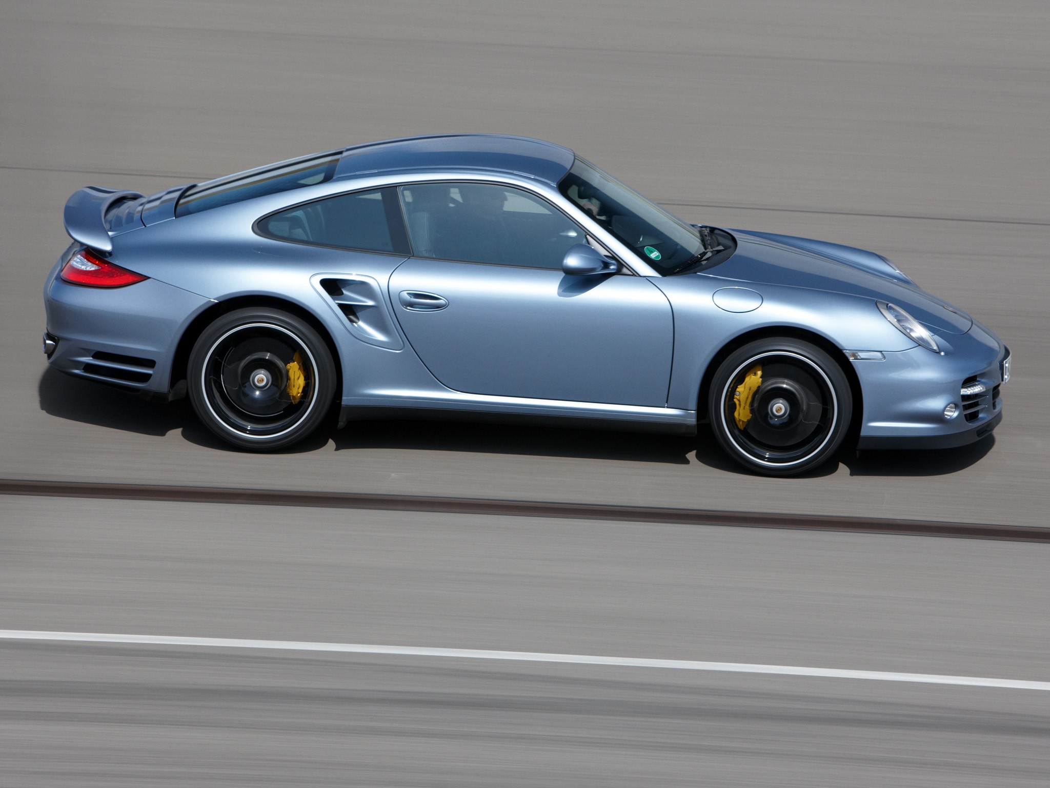 Porsche 911 Turbo S photo 32