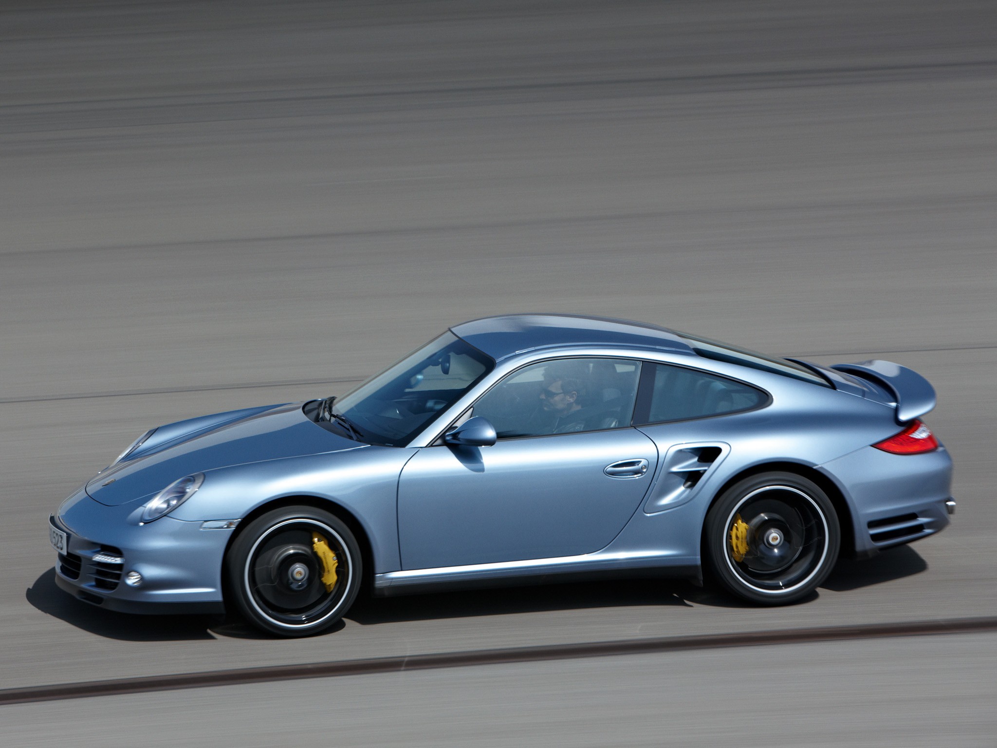 Porsche 911 Turbo S photo 33