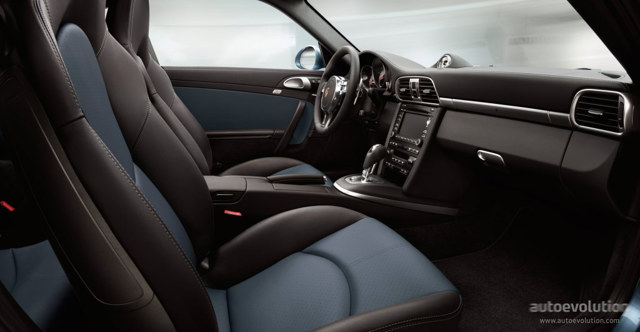 Porsche 911 Turbo S photo 34