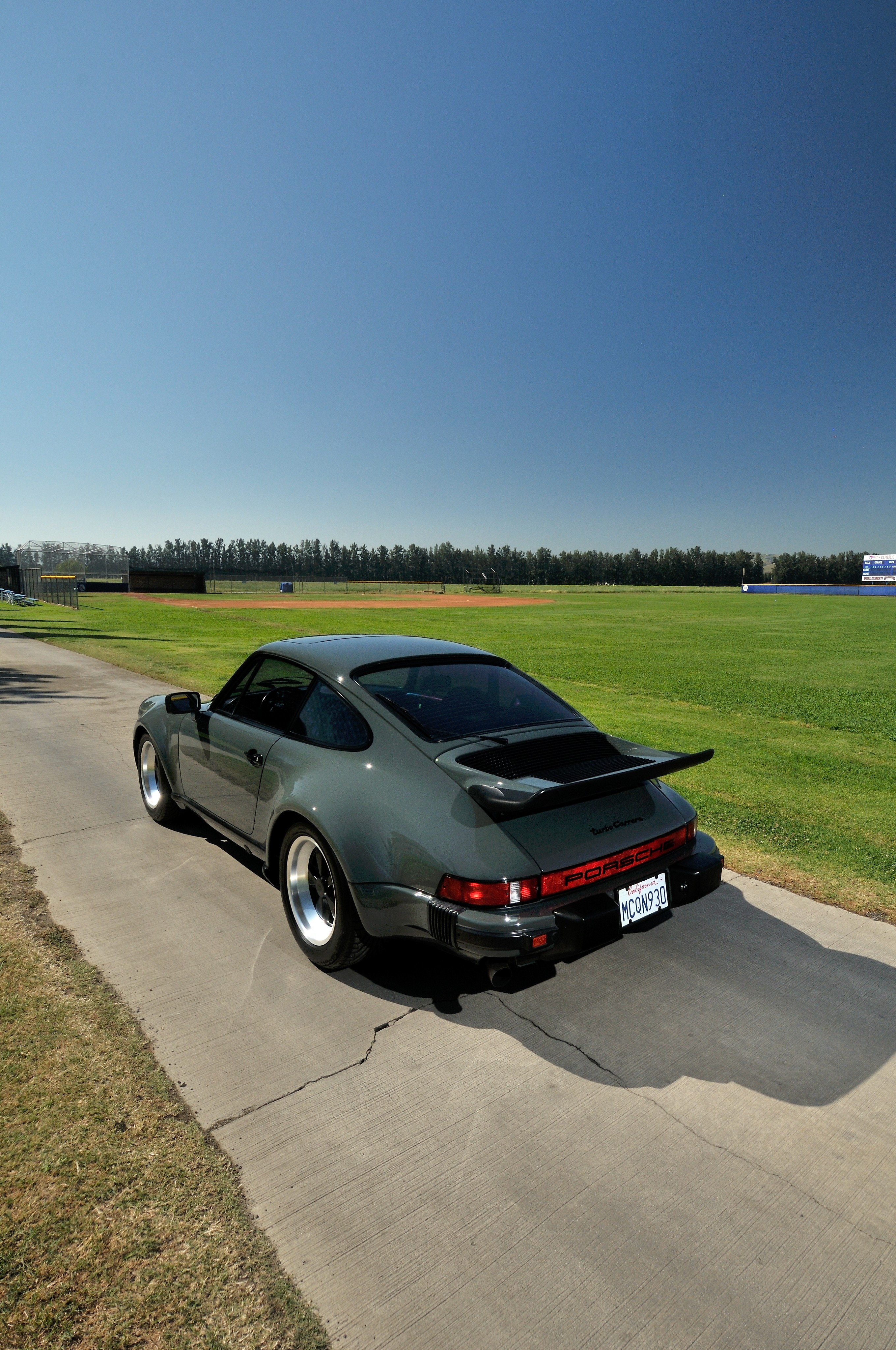 Porsche 911 Turbo photo 6