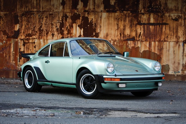 Porsche 911 Turbo photo 18