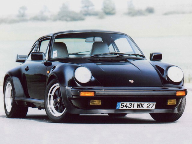 Porsche 911 Turbo photo 24