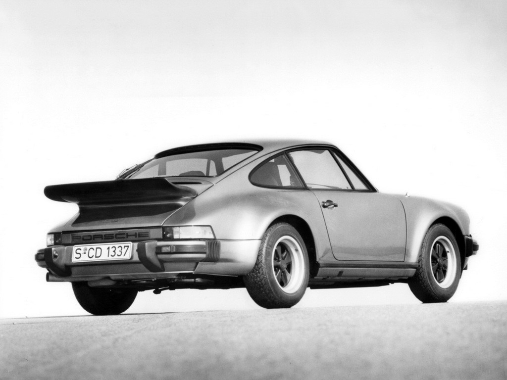 Porsche 911 Turbo photo 32
