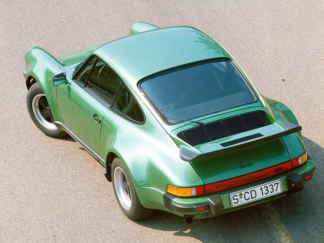 Porsche 911 Turbo photo 35