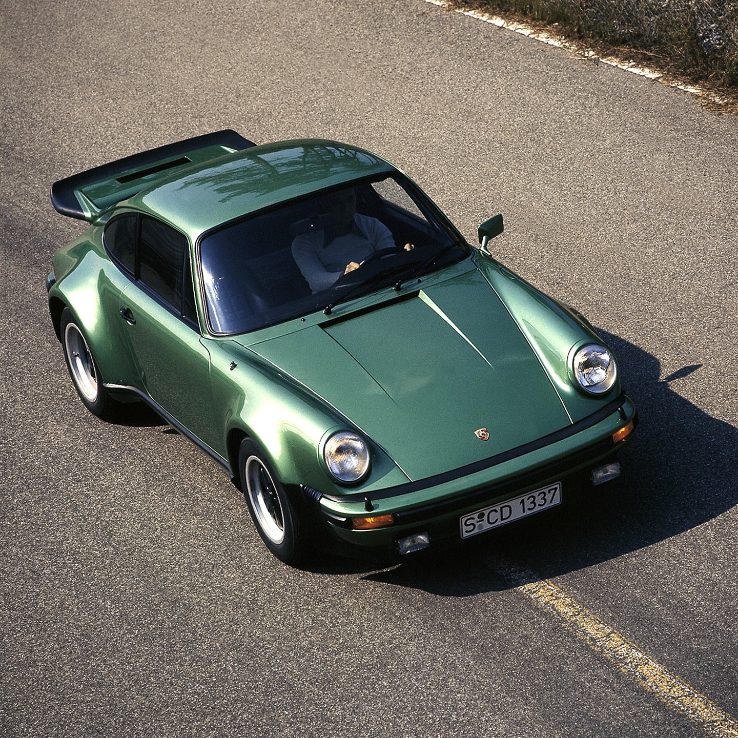 Porsche 911 Turbo photo 36