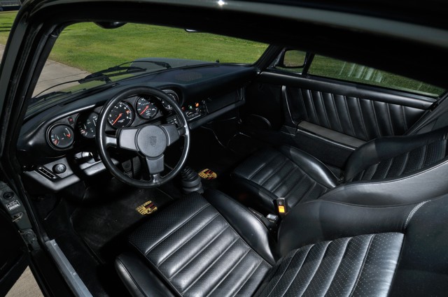 Porsche 911 Turbo photo 47