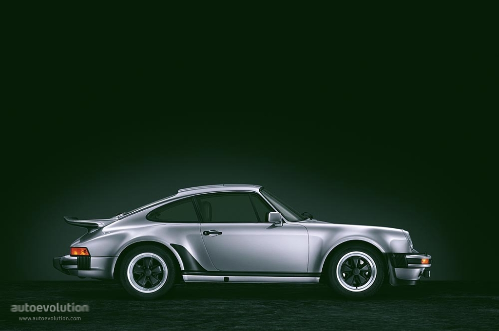 PORSCHE 911 Turbo