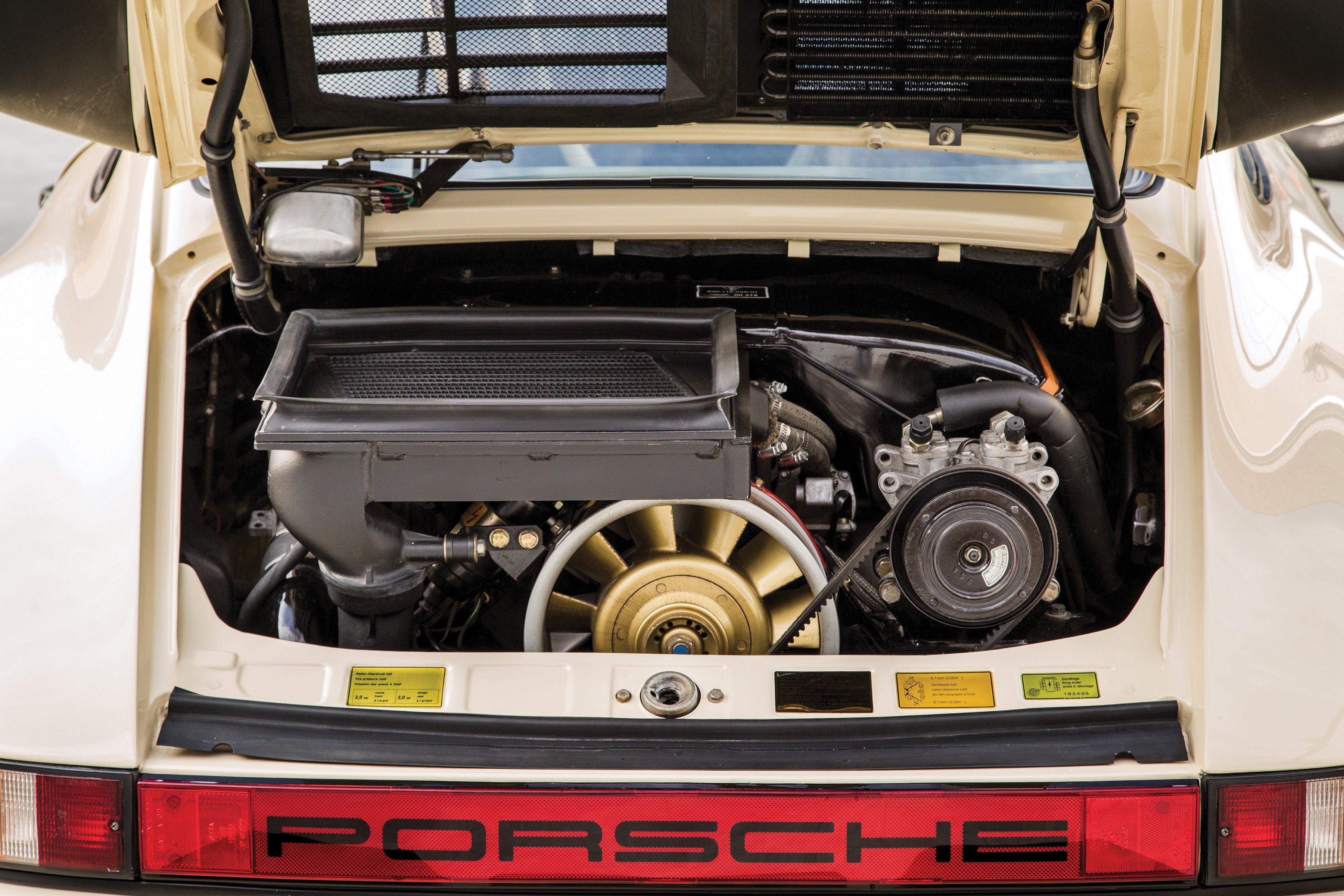 Porsche 911 Turbo photo 84