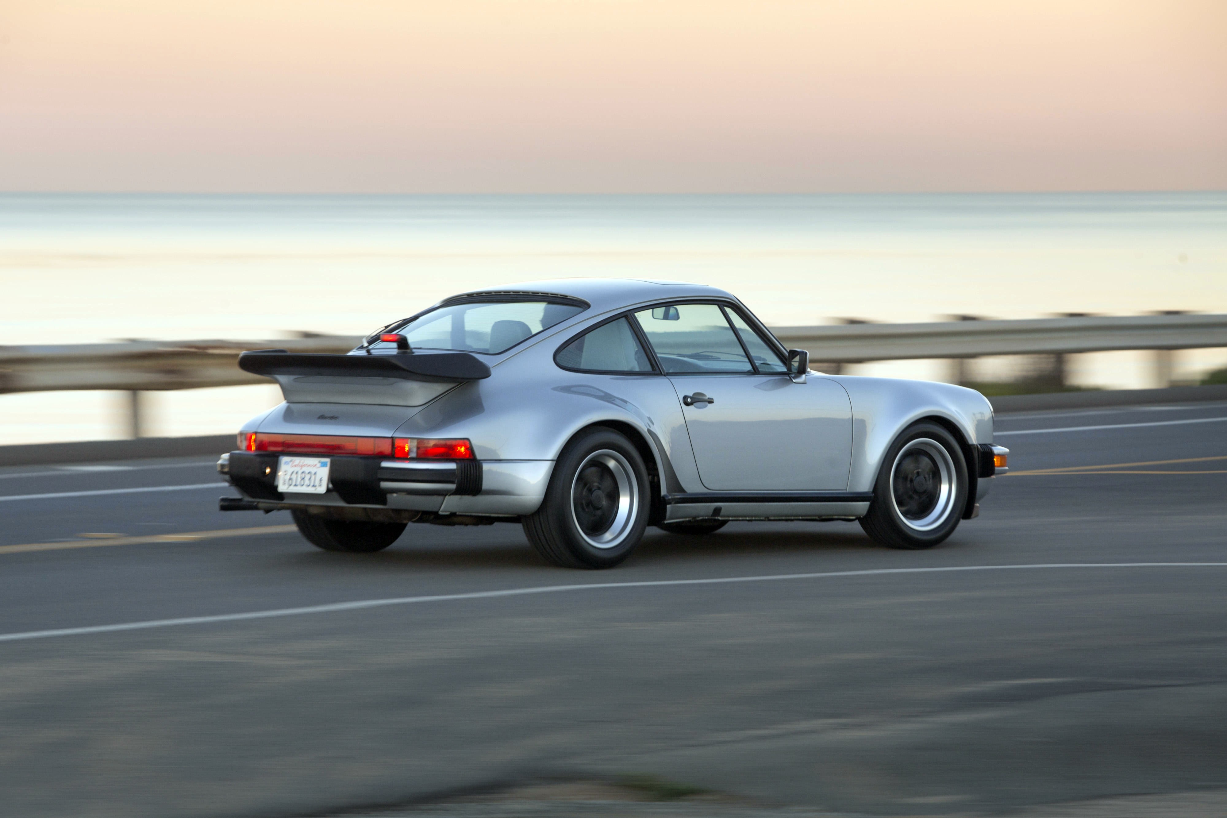 Porsche 911 Turbo photo 22