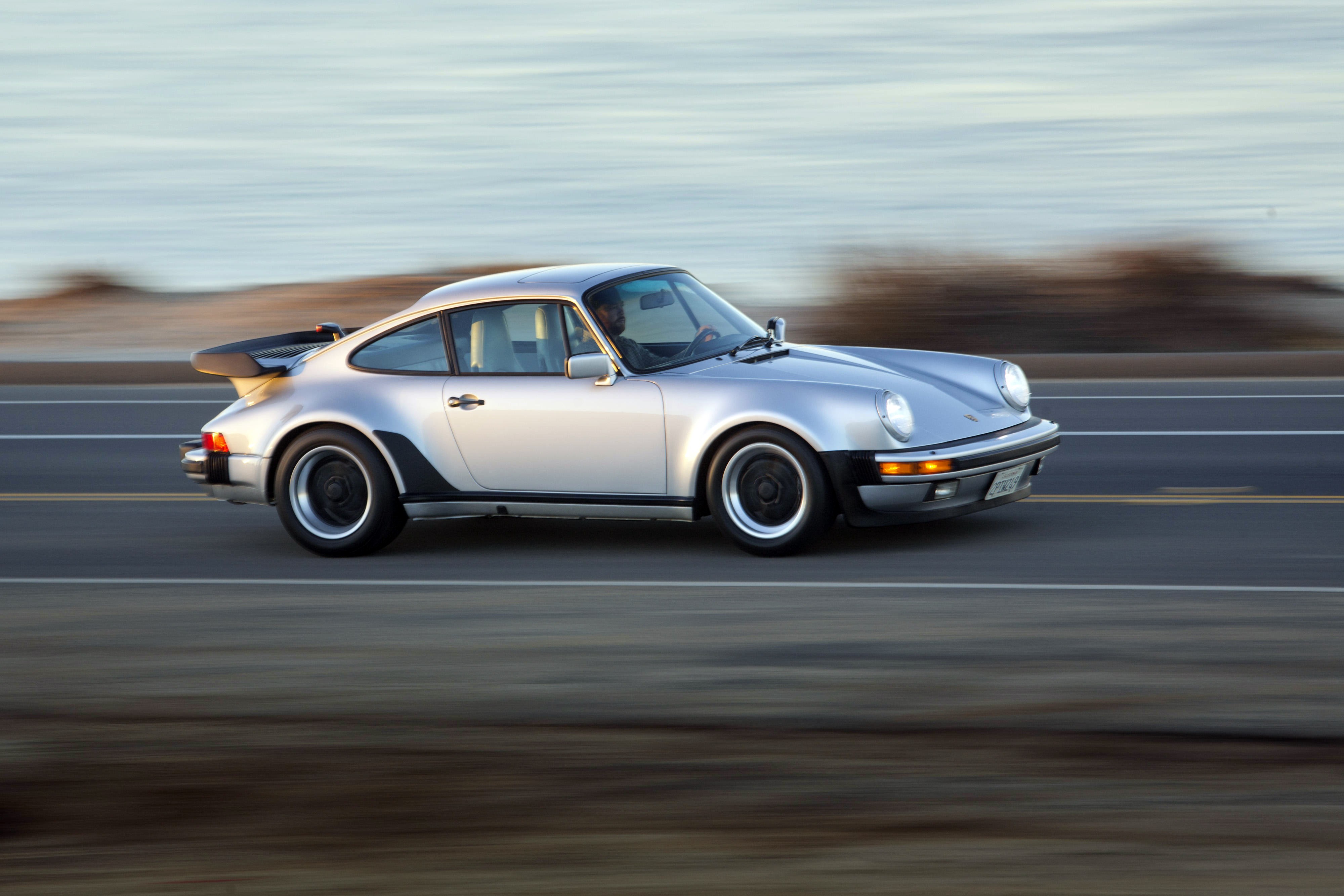 Porsche 911 Turbo photo 24