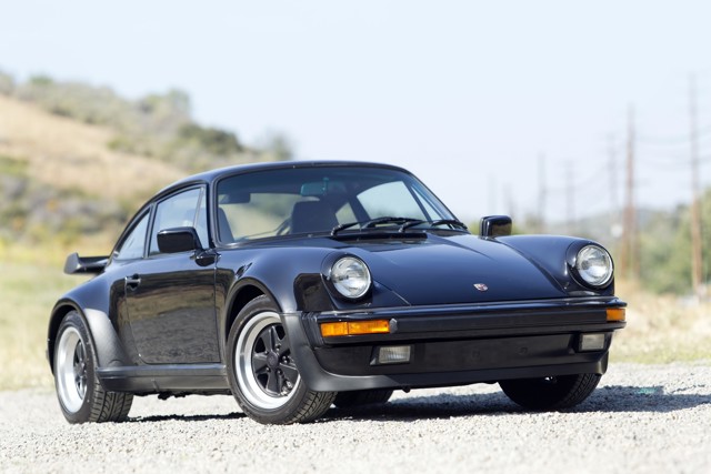 Porsche 911 Turbo photo 30