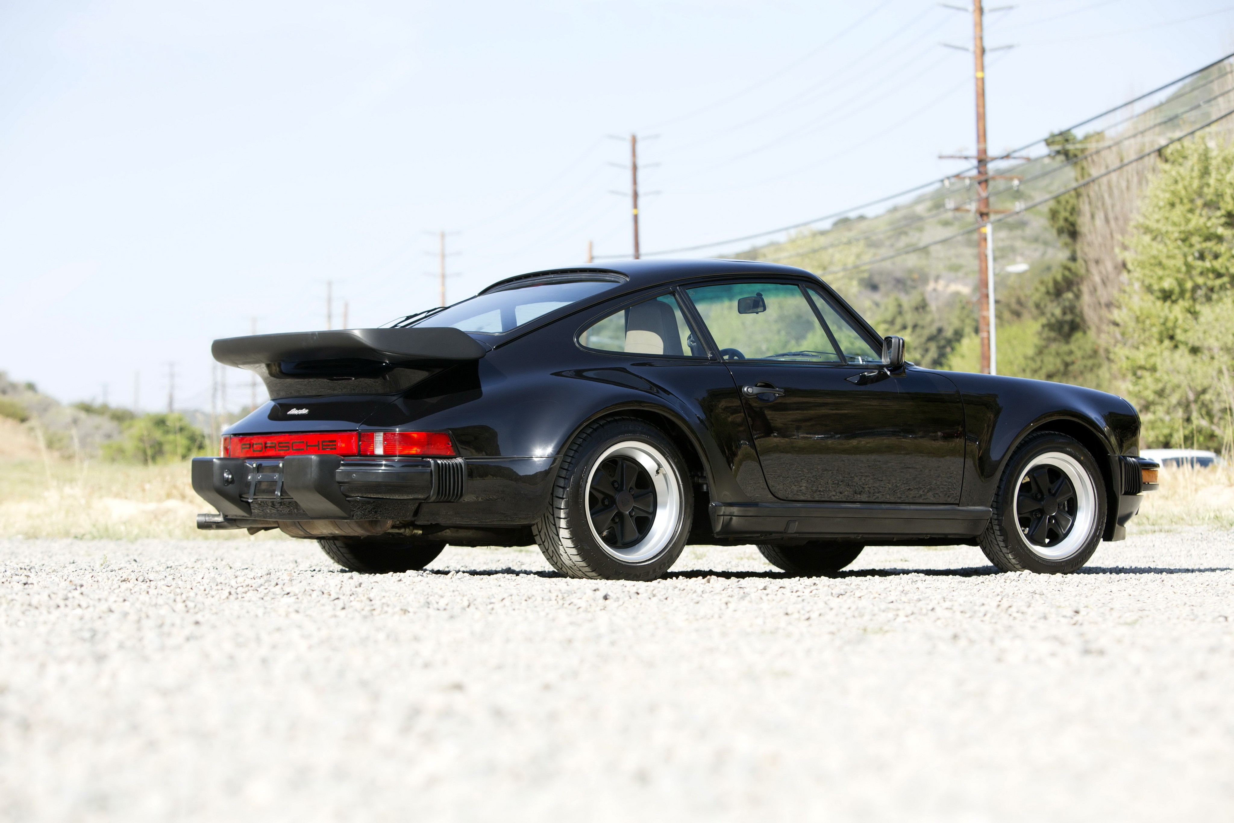 Porsche 911 Turbo photo 31