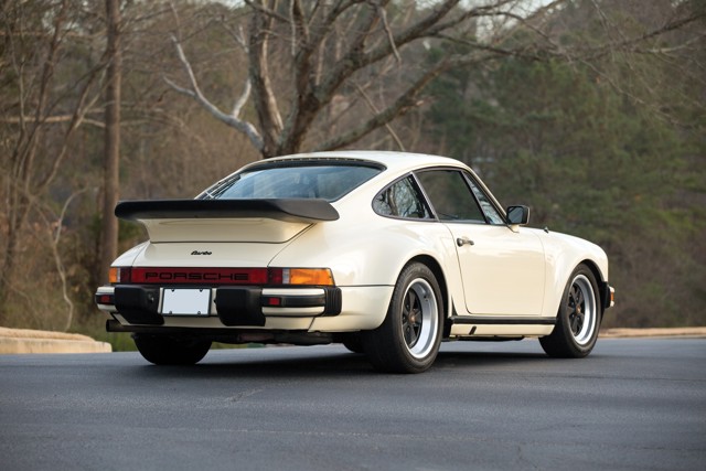 Porsche 911 Turbo photo 58