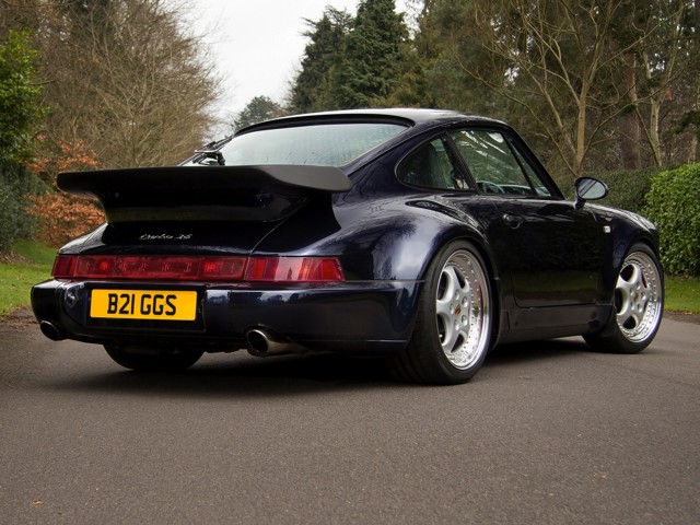 Porsche 911 Turbo photo 6